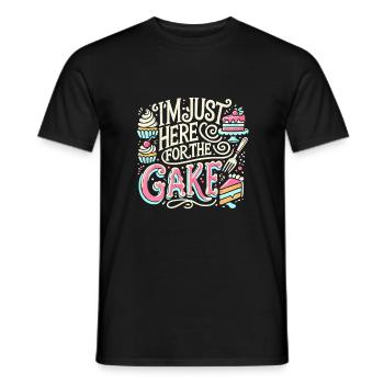 Ich bin nur wegen des Kuchens hier - Männer T-Shirt - Schwarz - Vorne - AI Model Male 178 light (178cm)