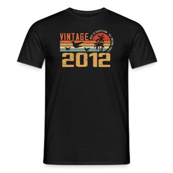 Vintage 2012 Cadeau Anniversaire - Millésime 2012 - T-shirt homme - noir - Devant - AI Model Male 178 light (178cm)