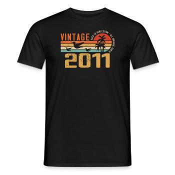 Jahrgang 2011 Jubiläumsgeschenk - Jahrgang 2011 - Männer T-Shirt - Schwarz - Vorne - AI Model Male 178 light (178cm)