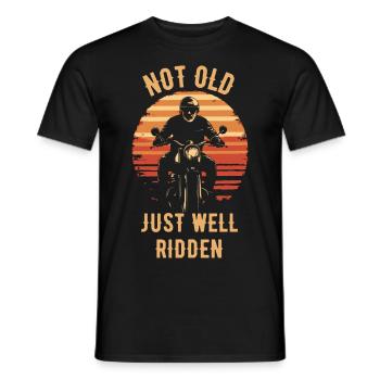 Motorrad Vintage Pensionär Rentner - Männer T-Shirt - Schwarz - Vorne - AI Model Male 178 light (178cm)