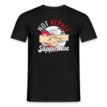 Pas népalais mais un voyageur de campagne favorable Népal - T-shirt homme - noir - Devant - AI Model Male 178 light (178cm)
