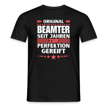 Zur Perfektion gereifter Beamter - Männer T-Shirt - Schwarz - Vorne - AI Model Male 178 light (178cm)