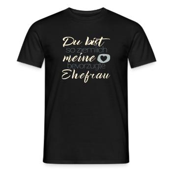 Bevorzugte Ehefrau Valentinsgeschenk Mann - Männer T-Shirt - Schwarz - Vorne - AI Model Male 178 light (178cm)
