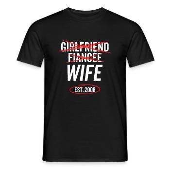 Freundin Verlobte Ehefrau Est 2008 - Männer T-Shirt - Schwarz - Vorne - AI Model Male 178 light (178cm)