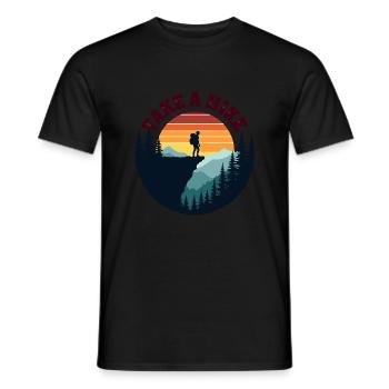 Machen Sie eine Wanderung - Vintage Sonnenuntergang Bergsilhouette - Männer T-Shirt - Schwarz - Vorne - AI Model Male 178 light (178cm)