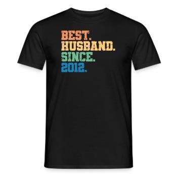 Bester Ehemann seit 2012, Geschenk zum 11-jährigen Jubiläum - Männer T-Shirt - Schwarz - Vorne - AI Model Male 178 light (178cm)