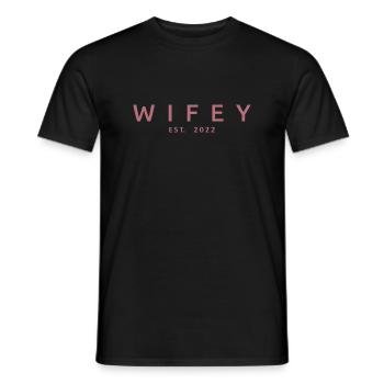 Wifey Est. 2022 Wife To Be Engagement Wedding Gift - Men's T-Shirt - black - Front - AI Model Male 178 light (178cm)
