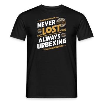 Nie verloren, immer urbexiges Abenteuer - Männer T-Shirt - Schwarz - Vorne - AI Model Male 178 light (178cm)