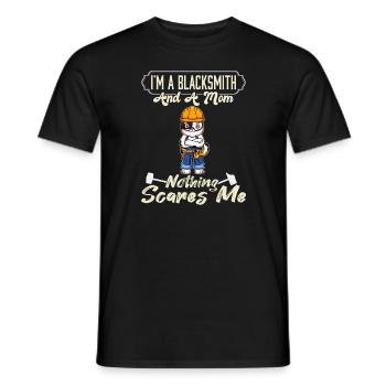 Je suis un forgeron et une maman rien ne me fait peur - T-shirt homme - noir - Devant - AI Model Male 178 light (178cm)