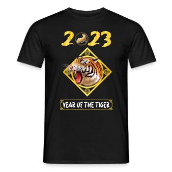 Year of the Tiger 2023 - Chinesisches Neujahrsfest - Männer T-Shirt - Schwarz - Vorne - AI Model Male 178 light (178cm)
