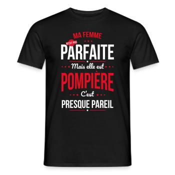 Ma femme n'est pas parfaite mais elle est pompière - T-shirt homme - noir - Devant - AI Model Male 178 light (178cm)