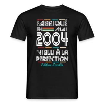 20-jähriges Jubiläum - Hergestellt im Mai 2004 - Männer T-Shirt - Schwarz - Vorne - AI Model Male 178 light (178cm)