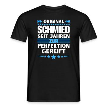 Blacksmith matured to perfection - Men's T-Shirt - black - Front - AI Model Male 178 light (178cm)