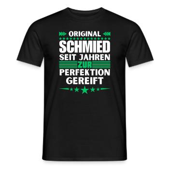 Blacksmith matured to perfection - Men's T-Shirt - black - Front - AI Model Male 178 light (178cm)