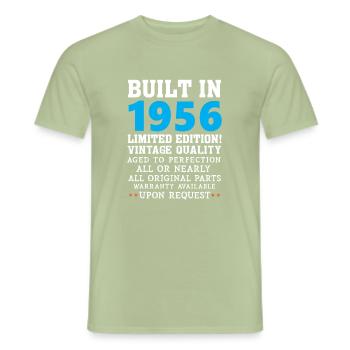Built in 1956 - Männer T-Shirt - Sage - Vorne - AI Model Male 178 light (178cm)