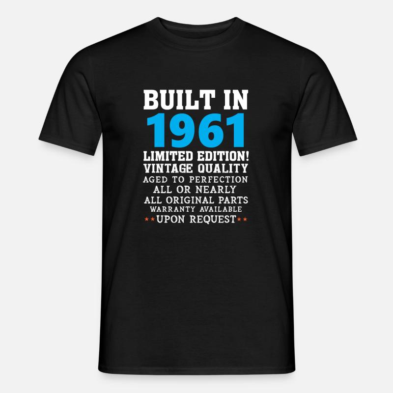 Built in 1961 - Männer T-Shirt - Schwarz
