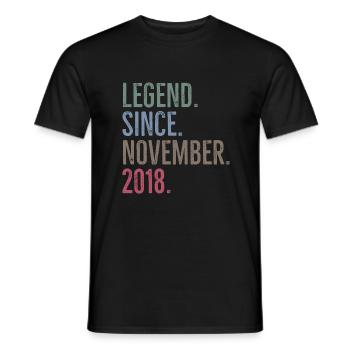 Legende seit November 2018 - Männer T-Shirt - Schwarz - Vorne - AI Model Male 178 light (178cm)