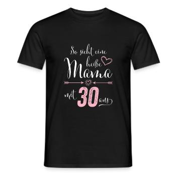 So sieht eine heiße Mama mit 30 Jahren aus - Männer T-Shirt - Schwarz - Vorne - AI Model Male 178 light (178cm)
