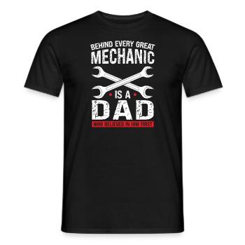Mechanic Father Son Mechanic Father Family - Men's T-Shirt - black - Front - AI Model Male 178 light (178cm)