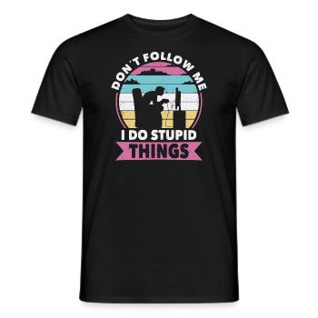 Nicht folgen Gamer - Männer T-Shirt - Schwarz - Vorne - AI Model Male 178 light (178cm)
