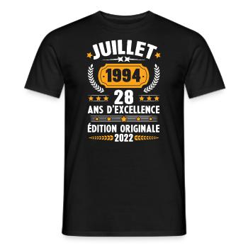 Cadeau d'anniversaire 28 Ans, Né en juillet 1994 - T-shirt homme - noir - Devant - AI Model Male 178 light (178cm)