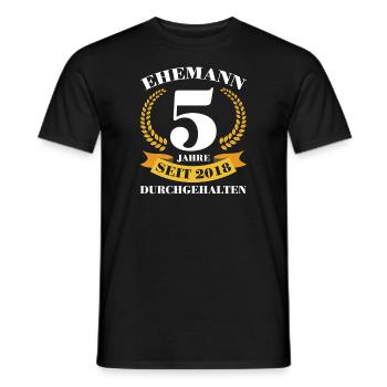 5. Hochzeitstag Ehemann Hölzerne Hochzeit Geschenk - Männer T-Shirt - Schwarz - Vorne - AI Model Male 178 light (178cm)