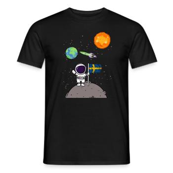 Planet Schweden Flagge Mondlandung Astronaut - Männer T-Shirt - Schwarz - Vorne - AI Model Male 178 light (178cm)