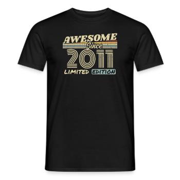 Vintage 2011 Rétro - Cadeau D’anniversaire 2011 - T-shirt homme - noir - Devant - AI Model Male 178 light (178cm)