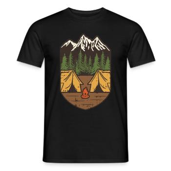 Berg Camp Badge – Mountain Adventure - Männer T-Shirt - Schwarz - Vorne - AI Model Male 178 light (178cm)