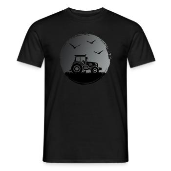 Tractor Tractor driver "Harvest in the moonlight" - Men's T-Shirt - black - Front - AI Model Male 178 light (178cm)