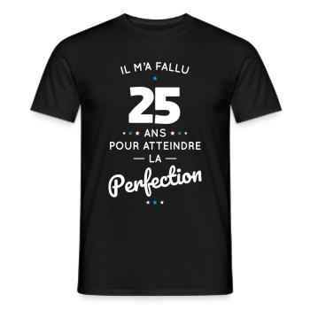 Anniversaire 25 ans - Atteindre la perfection - T-shirt homme - noir - Devant - AI Model Male 178 light (178cm)