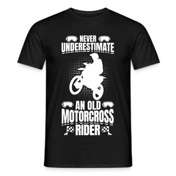 Never Underestimate Old Motocross Rider - Männer T-Shirt - Schwarz - Vorne - AI Model Male 178 light (178cm)