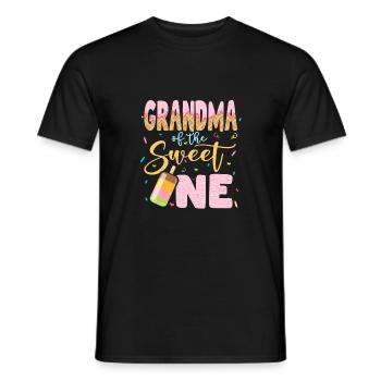 Amateur de crème glacée Grand-mère Grand-mère Gaufrier - T-shirt homme - noir - Devant - AI Model Male 178 light (178cm)