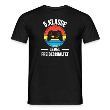 5.Klasse Level freigeschaltet 5.Klasse Gaming - Männer T-Shirt - Schwarz - Vorne - AI Model Male 178 light (178cm)