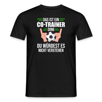 Co-Trainer Fußball-Trainer Fußballer Geschenk - Männer T-Shirt - Schwarz - Vorne - AI Model Male 178 light (178cm)