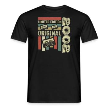 Vintage 2002 - Retro Birthday Quote 2002 - Men's T-Shirt - black - Front - AI Model Male 178 light (178cm)