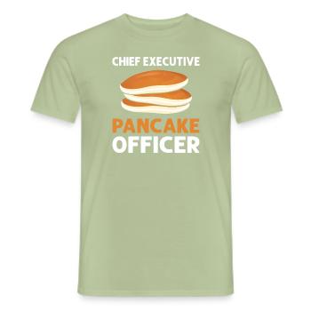 Directeur général Pancake Officer. Gaufre - T-shirt homme - vert sauge - Devant - AI Model Male 178 light (178cm)