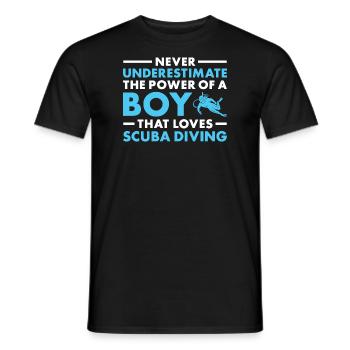 Plongeur sous-estimé : ne sous-estimez jamais le pouvoir d’un garçon - T-shirt homme - noir - Devant - AI Model Male 178 light (178cm)