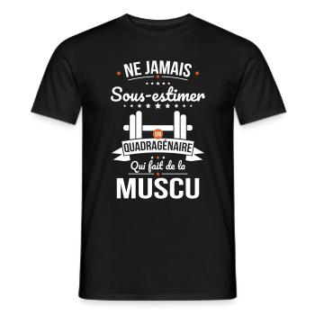 Sous-estimer un quadragénaire qui fait de la muscu - T-shirt homme - noir - Devant - AI Model Male 178 light (178cm)