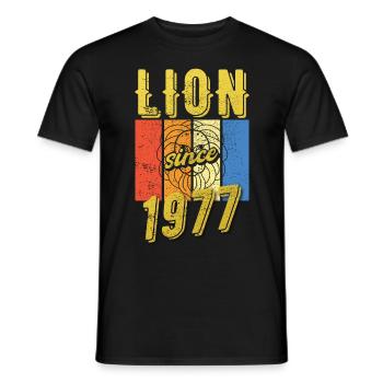 Leo 1977 Zodiac Birthday Gift - Men's T-Shirt - black - Front - AI Model Male 178 light (178cm)