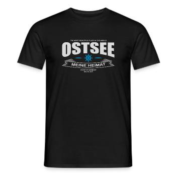 Ostsee meine Heimat Baltic Coast of Germany - Männer T-Shirt - Schwarz - Vorne - AI Model Male 178 light (178cm)