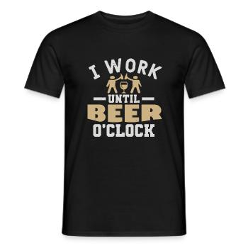 ICH ARBEITE BIS ZUM BIER O CLOCK - Männer T-Shirt - Schwarz - Vorne - AI Model Male 178 light (178cm)