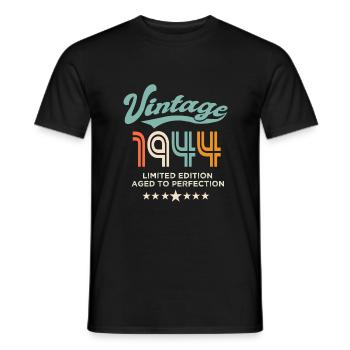 Jahrgang 1944 Geburtstag 1944 80 Jahre - Männer T-Shirt - Schwarz - Vorne - AI Model Male 178 light (178cm)