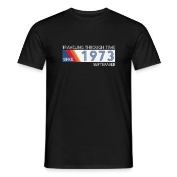 Funny Zeitreise Geburtstags Design September 1973 - Männer T-Shirt - Schwarz - Vorne - AI Model Male 178 light (178cm)