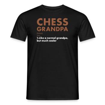Chess Player Grandpa Definition Chess - Männer T-Shirt - Schwarz - Vorne - AI Model Male 178 light (178cm)
