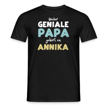 Dieser Geniale Papa Gehört Zu An... - Männer T-Shirt - Schwarz - Vorne - AI Model Male 178 light (178cm)