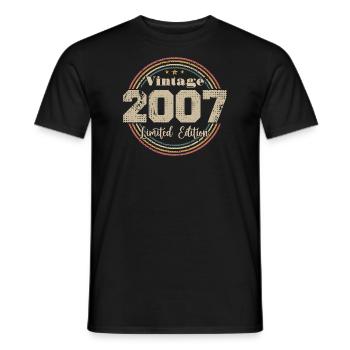 2007 Retro Vintage Geburtstag geboren in - 2007 - Männer T-Shirt - Schwarz - Vorne - AI Model Male 178 light (178cm)