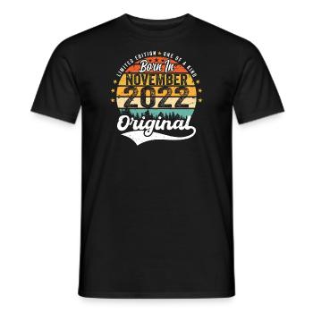 Legendär seit November 2022 - 2022 - Männer T-Shirt - Schwarz - Vorne - AI Model Male 178 light (178cm)