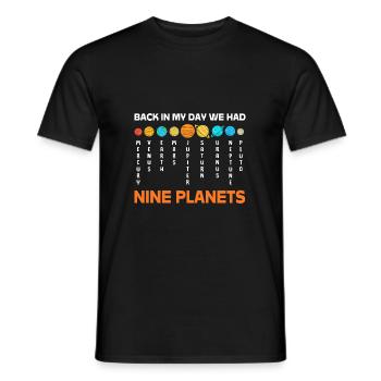 Univers du système solaire - T-shirt homme - noir - Devant - AI Model Male 178 light (178cm)