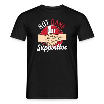 Pas danois mais un voyageur de pays qui vous soutient au Danemark - T-shirt homme - noir - Devant - AI Model Male 178 light (178cm)
